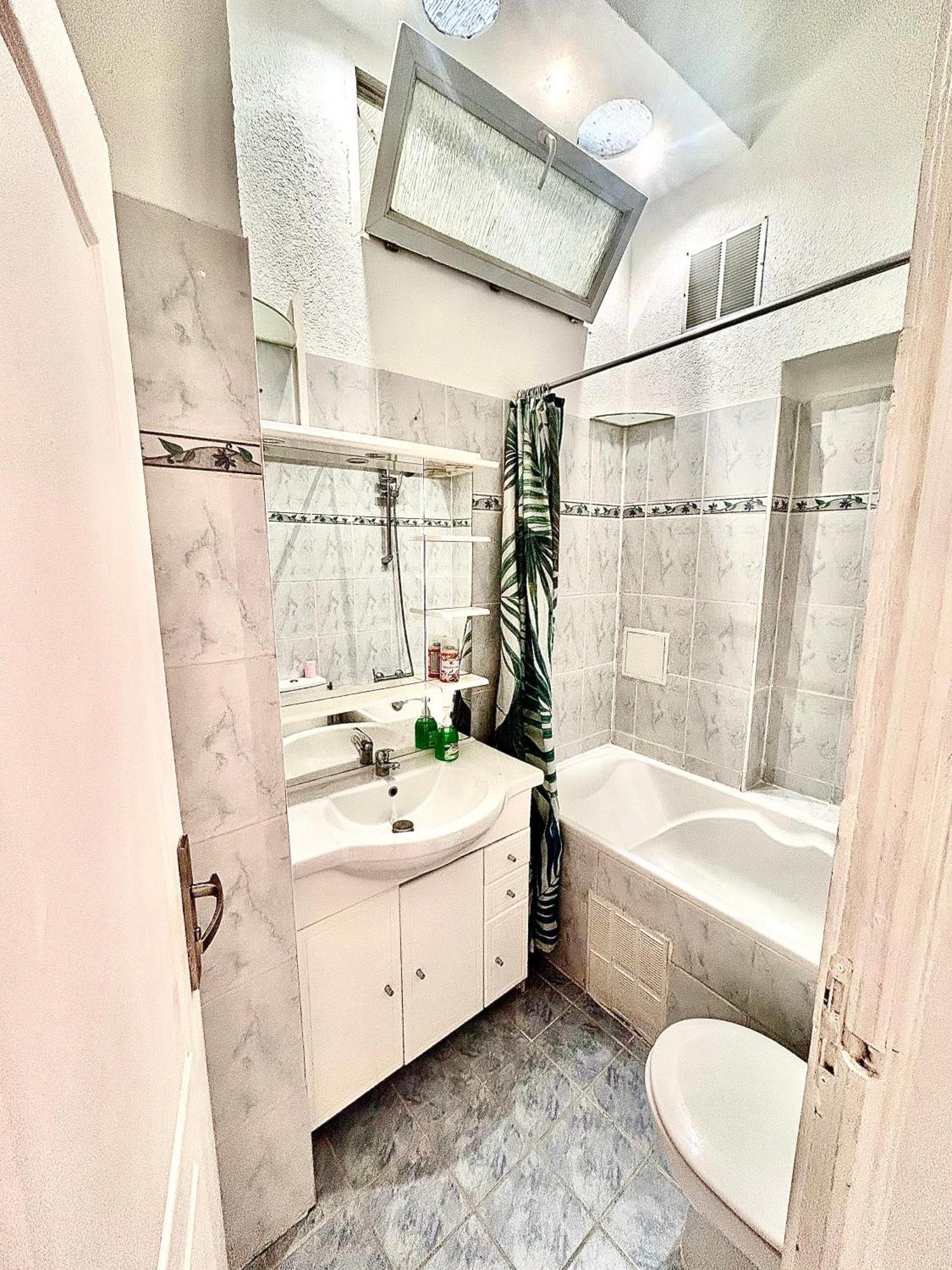 Menton: Superbe Appartement Bagian luar foto